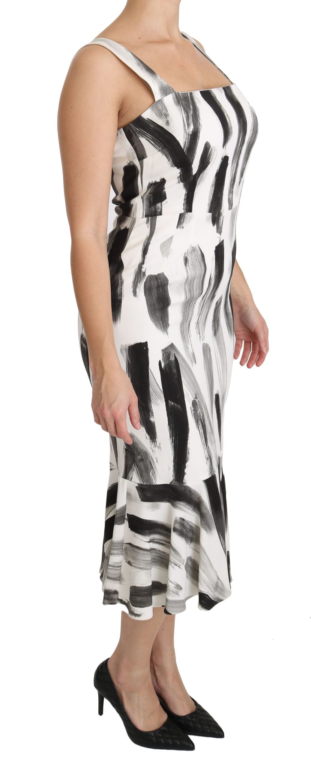 Chic Monochrome Sheath Midi Dress