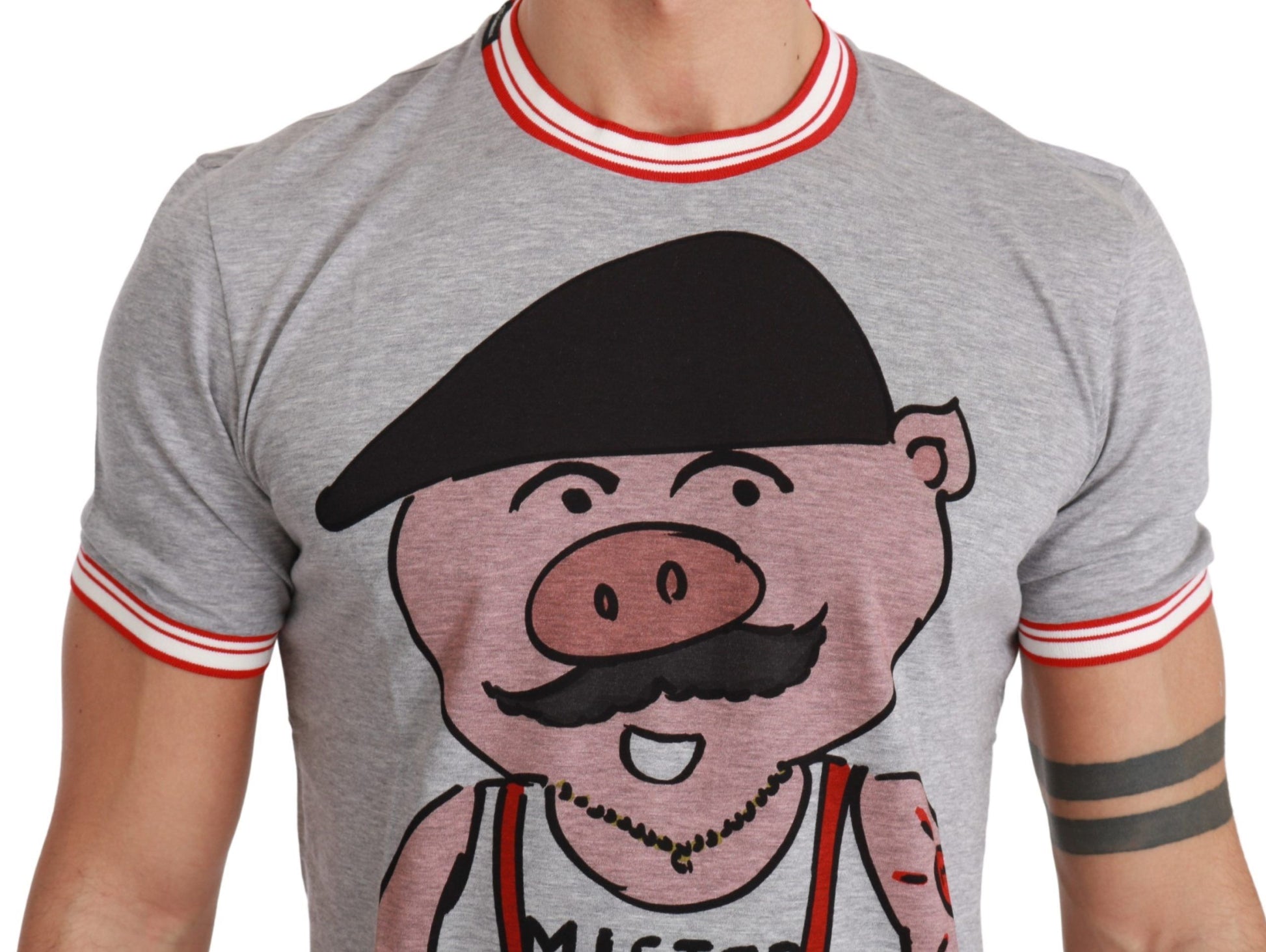 Schickes graues Baumwoll-T-Shirt mit Jahr des Schweins-Motiv