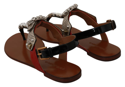 Edle Riemchensandalen mit exotischem Charme