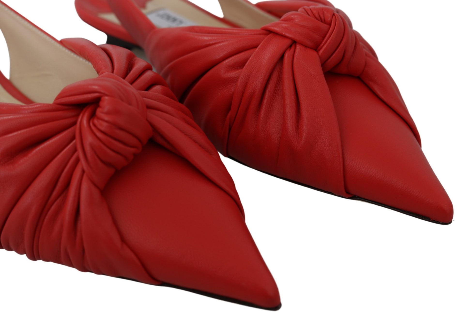 Schicke rote Ballerinas aus Leder mit spitzer Spitze