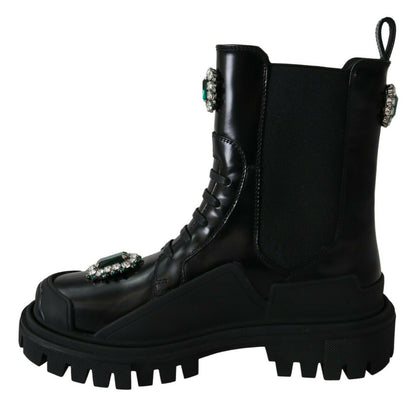 Elegante schwarze Kampfstiefel aus Leder mit Kristalldetail