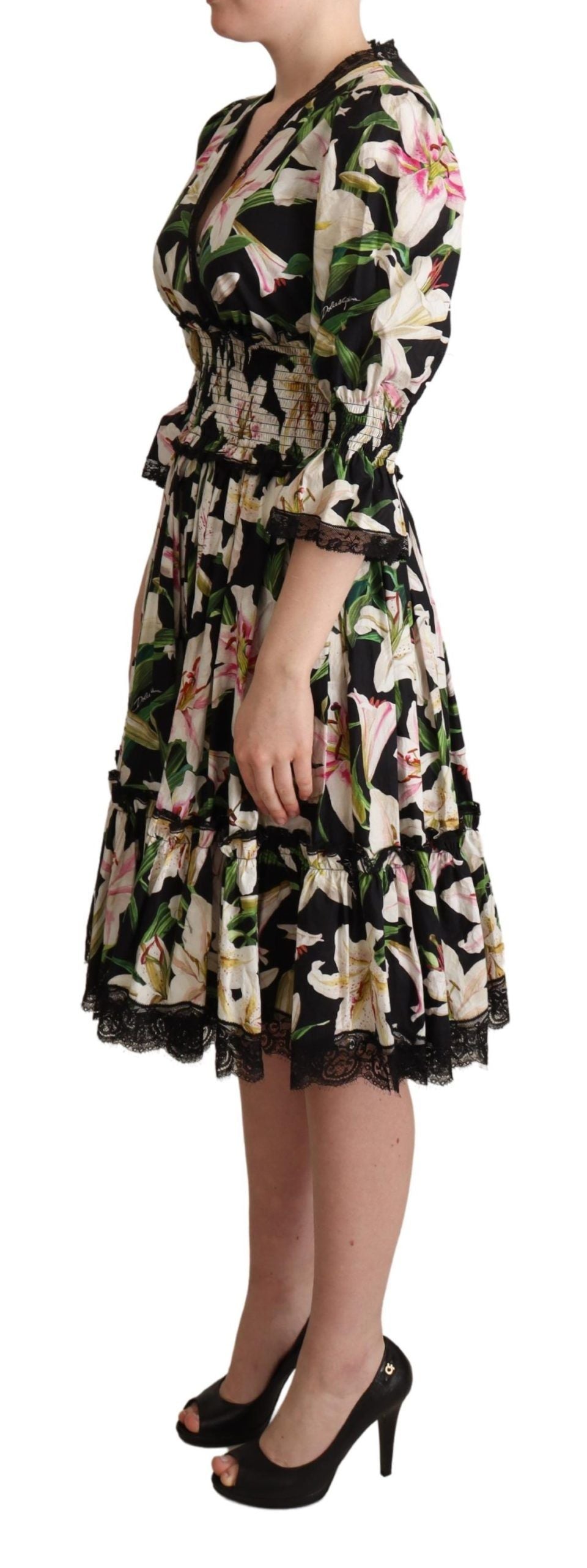 Elegantes Midikleid mit Lilien-Print und Spitzenbesatz