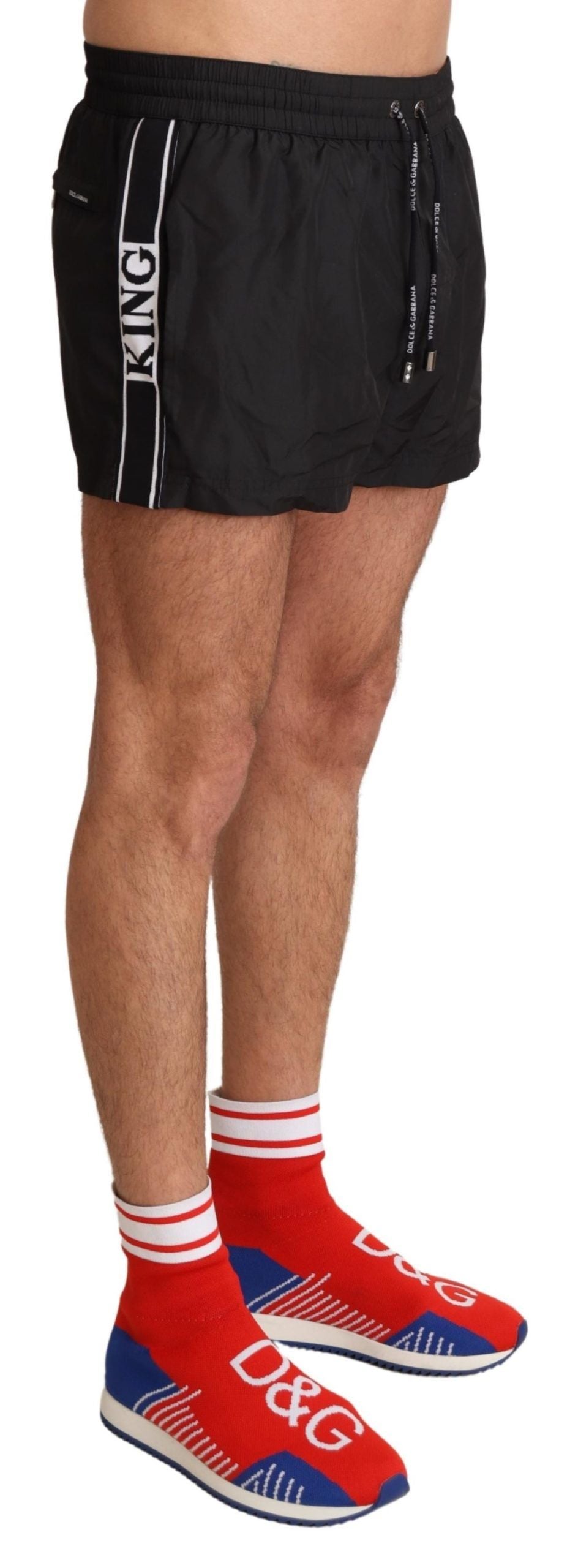 Elegante schwarze Badehose mit KING-Motiv