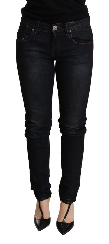 Schicke Skinny Jeans mit niedriger Taille und verwaschenem Blau