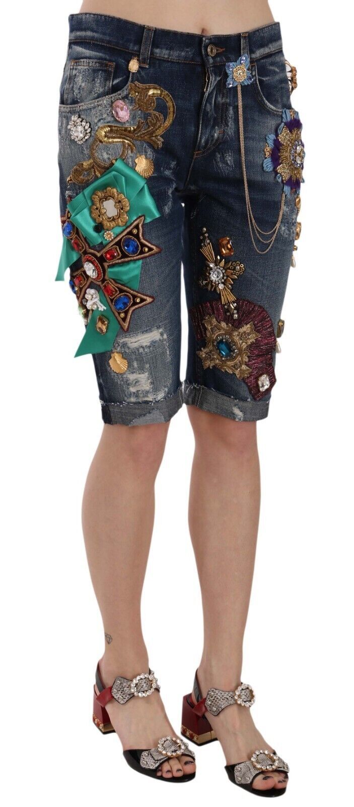 Elegante knielange Jeansshorts mit Verzierung