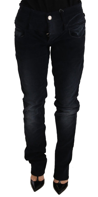 Eleganter dunkelblauer Slim-Fit Denim