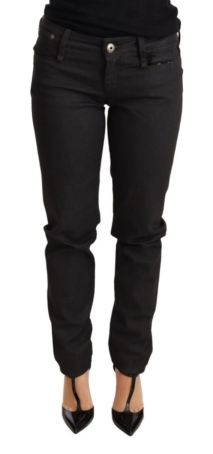 Schicke schwarze Skinny Jeans mit niedriger Taille