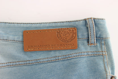 Elegante hellblaue Capri Jeans