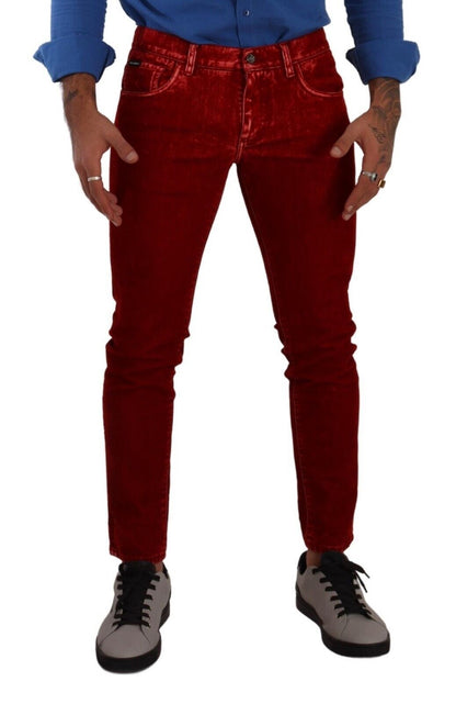 Bezaubernde rote Designer-Jeans im Slim Fit