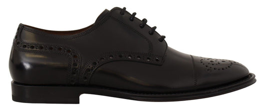 Elegante Oxford-Schuhe mit Flügelkappe