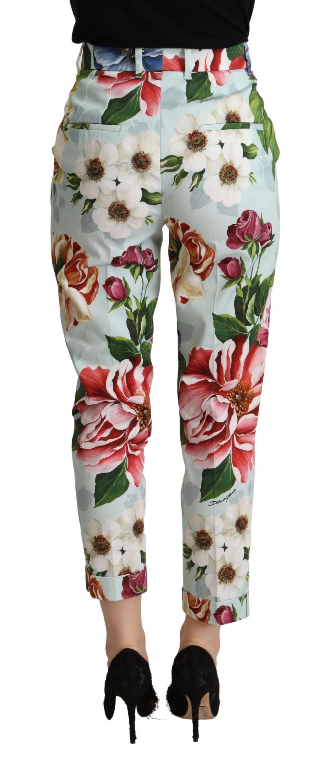 Veredeln Sie Ihren Chic mit floralen Tapered Pants