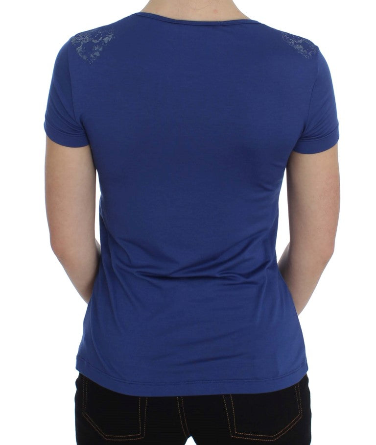 Elegantes blaues T-Shirt mit Rundhalsausschnitt und Logodetail