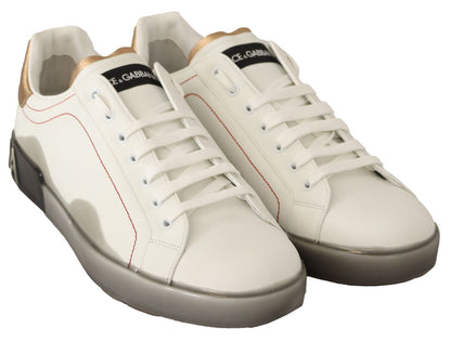 Elegante Sneakers aus Leder in Weiß und Gold