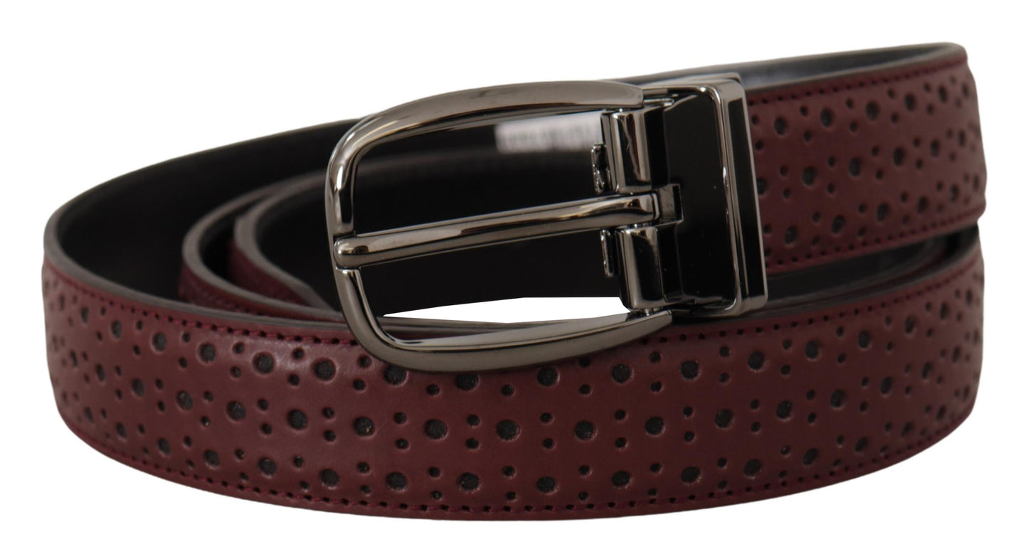 Elegant Leather Belt with Metal Buckle