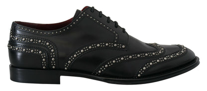 Elegante schwarze Derby-Schuhe mit Nieten