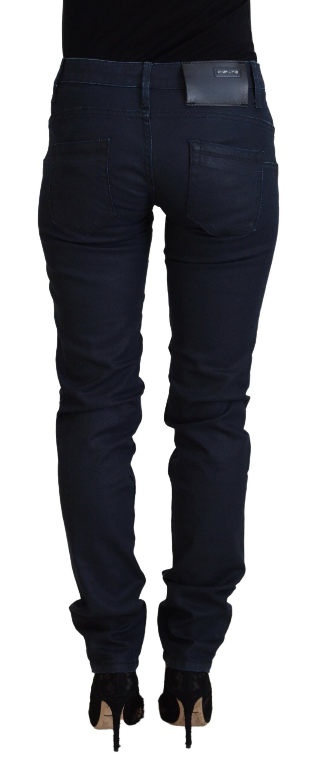 Schicke Skinny-Denim-Extravaganz mit niedriger Taille