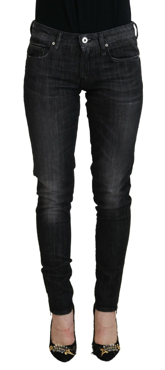 Schicke schwarze Skinny Jeans mit niedriger Taille