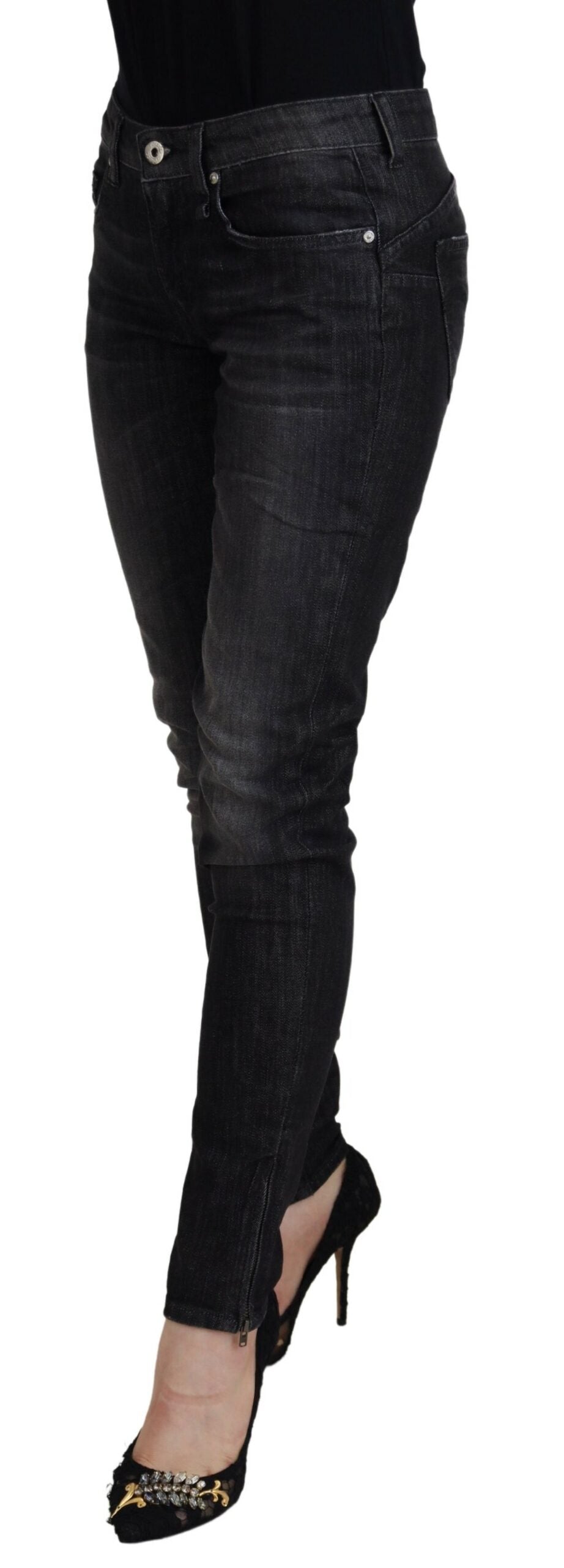 Schicke schwarze Skinny Jeans mit niedriger Taille