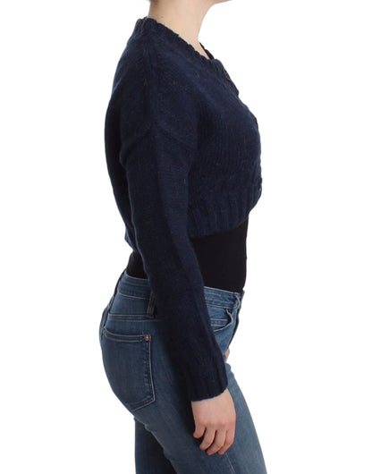 Schicke kurze blaue Strickjacke