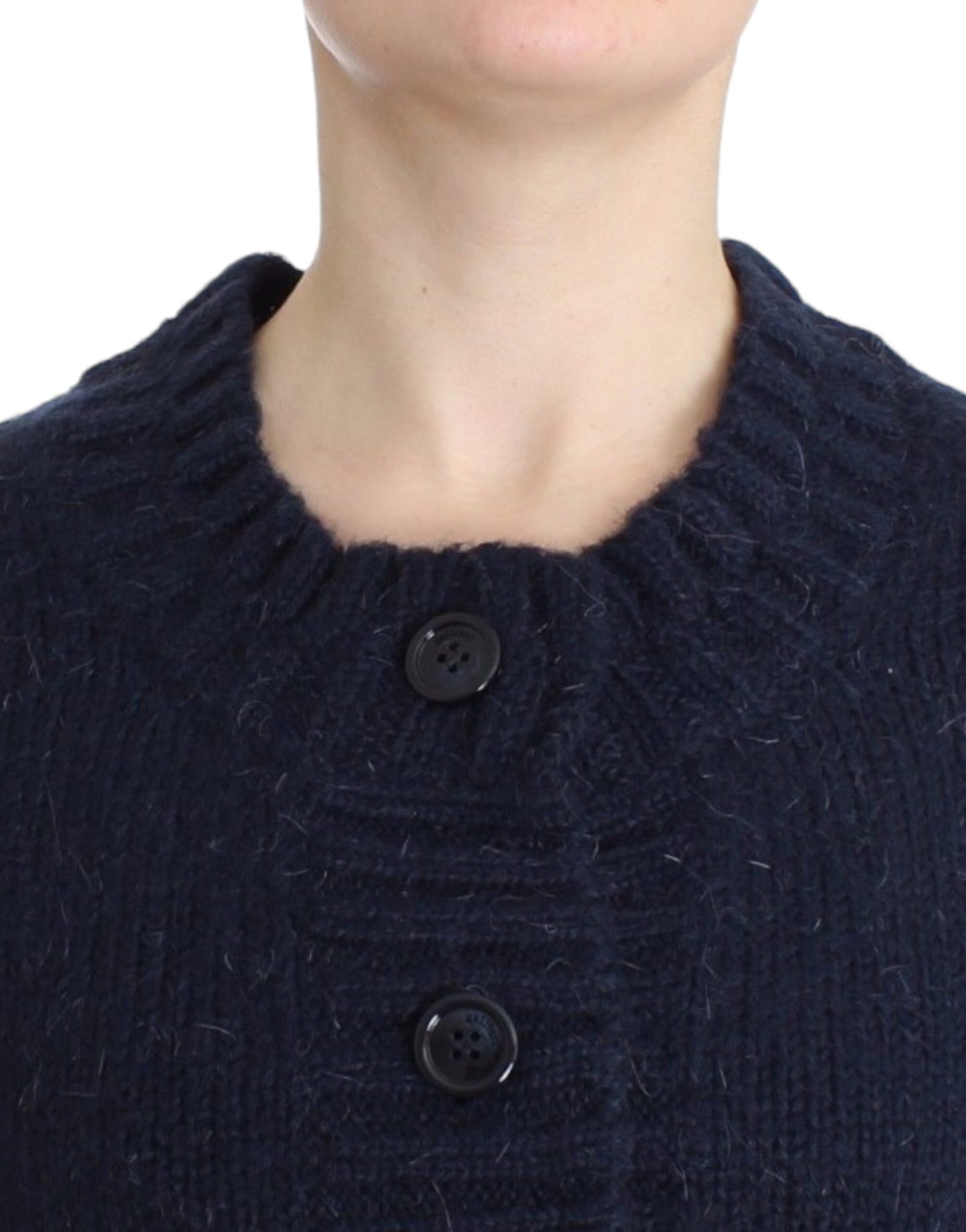 Schicke kurze blaue Strickjacke