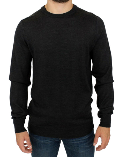 Eleganter grauer Pullover mit Rundhalsausschnitt