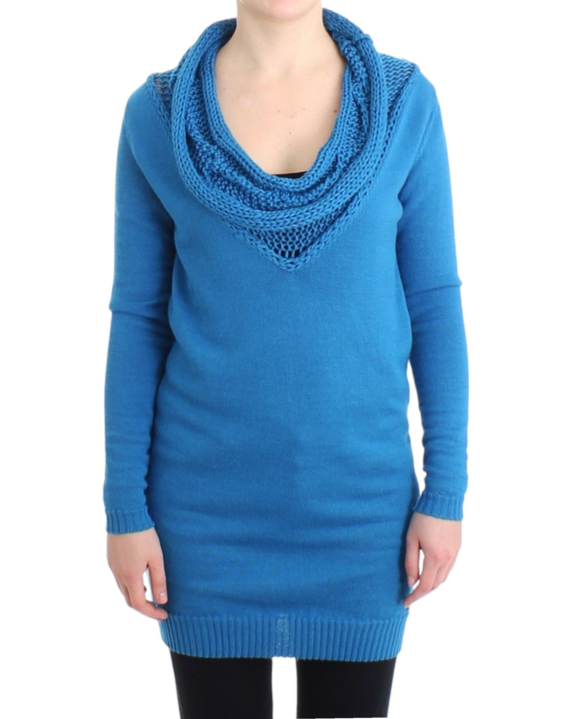 Gemütlicher blauer Strickpullover mit U-Ausschnitt