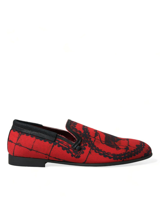 Luxuriöse Loafer in Rot und Schwarz im Torero-Stil