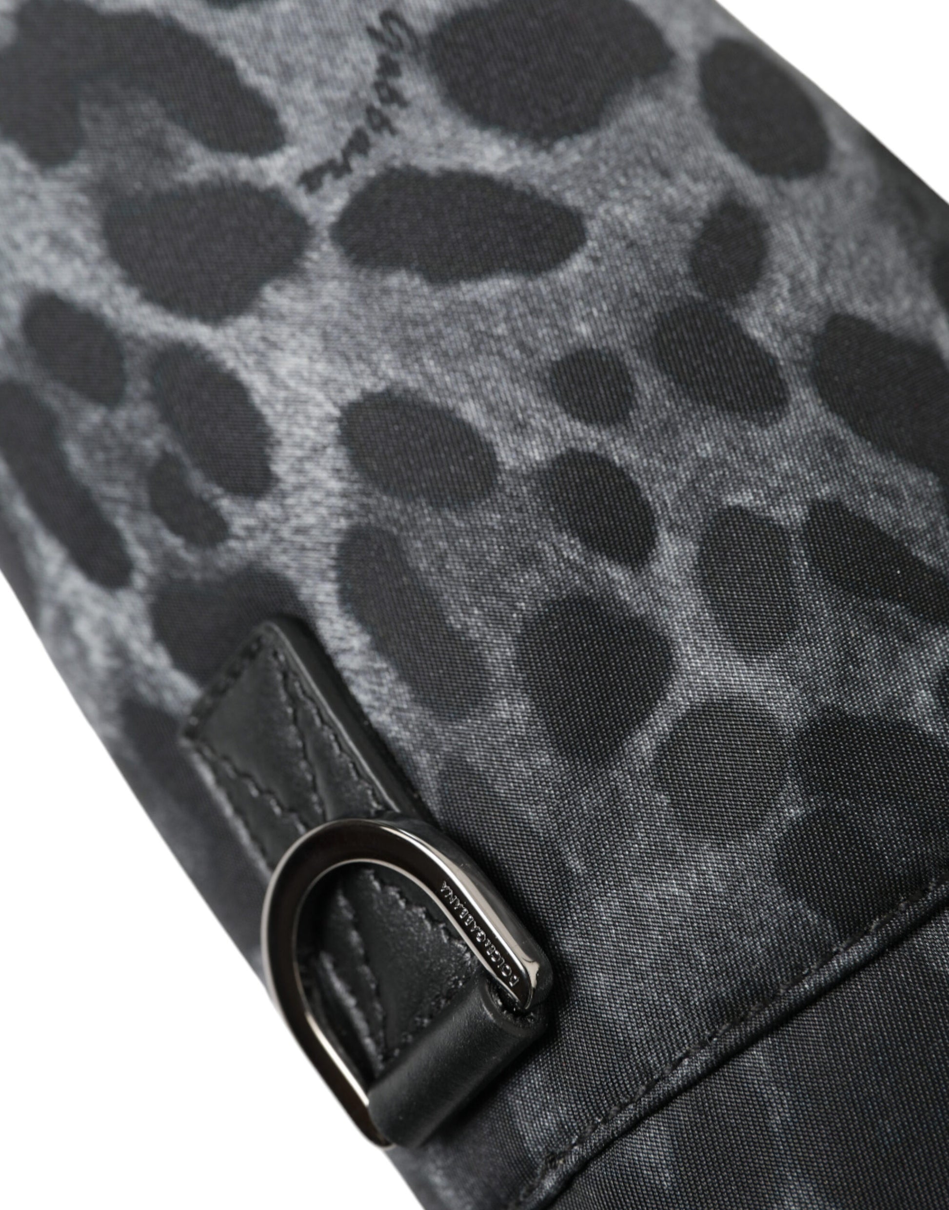 Schicker runder Flaschenhalter mit Leopardenmuster