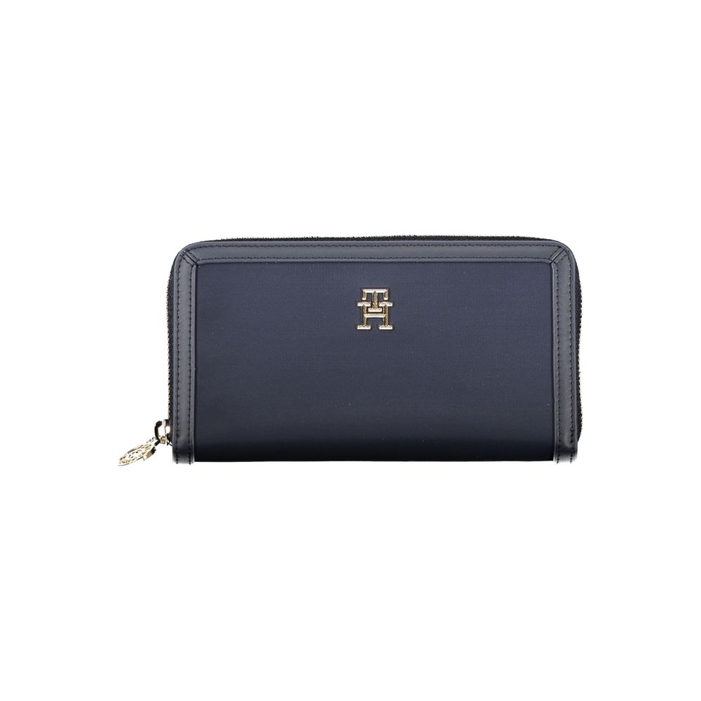 Chic Sustainable Blue Wallet with Secure Zip