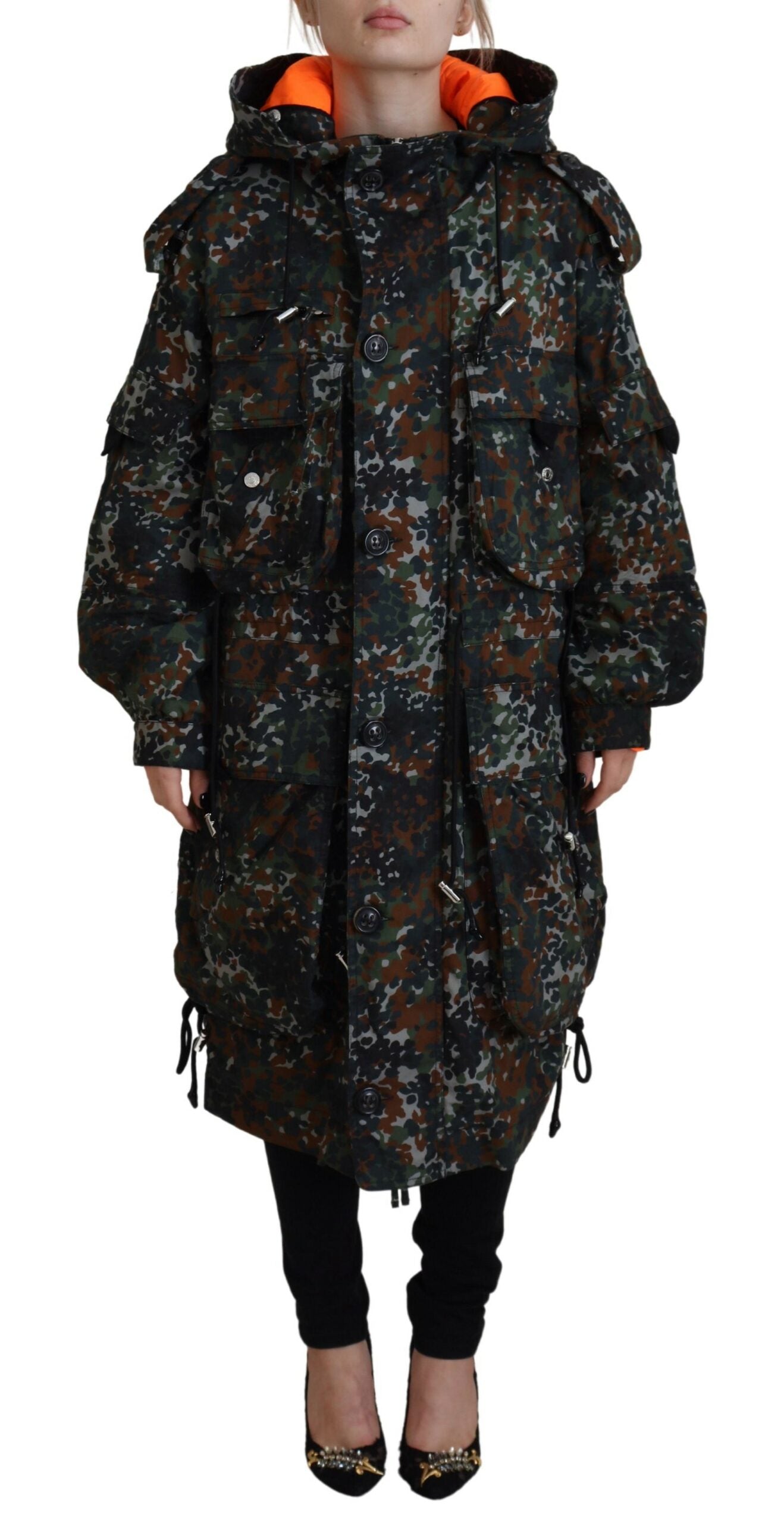 Grüne Parka-Jacke mit Kapuze und Camouflage-Print im Goth-Stil