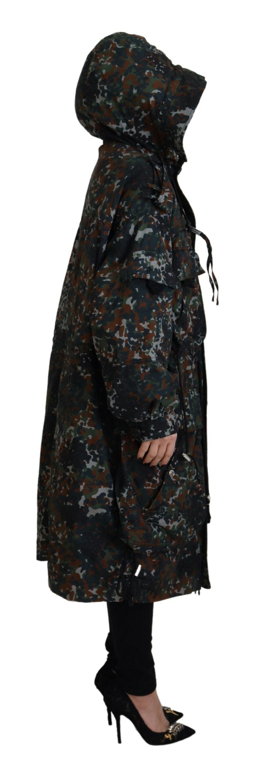 Grüne Parka-Jacke mit Kapuze und Camouflage-Print im Goth-Stil