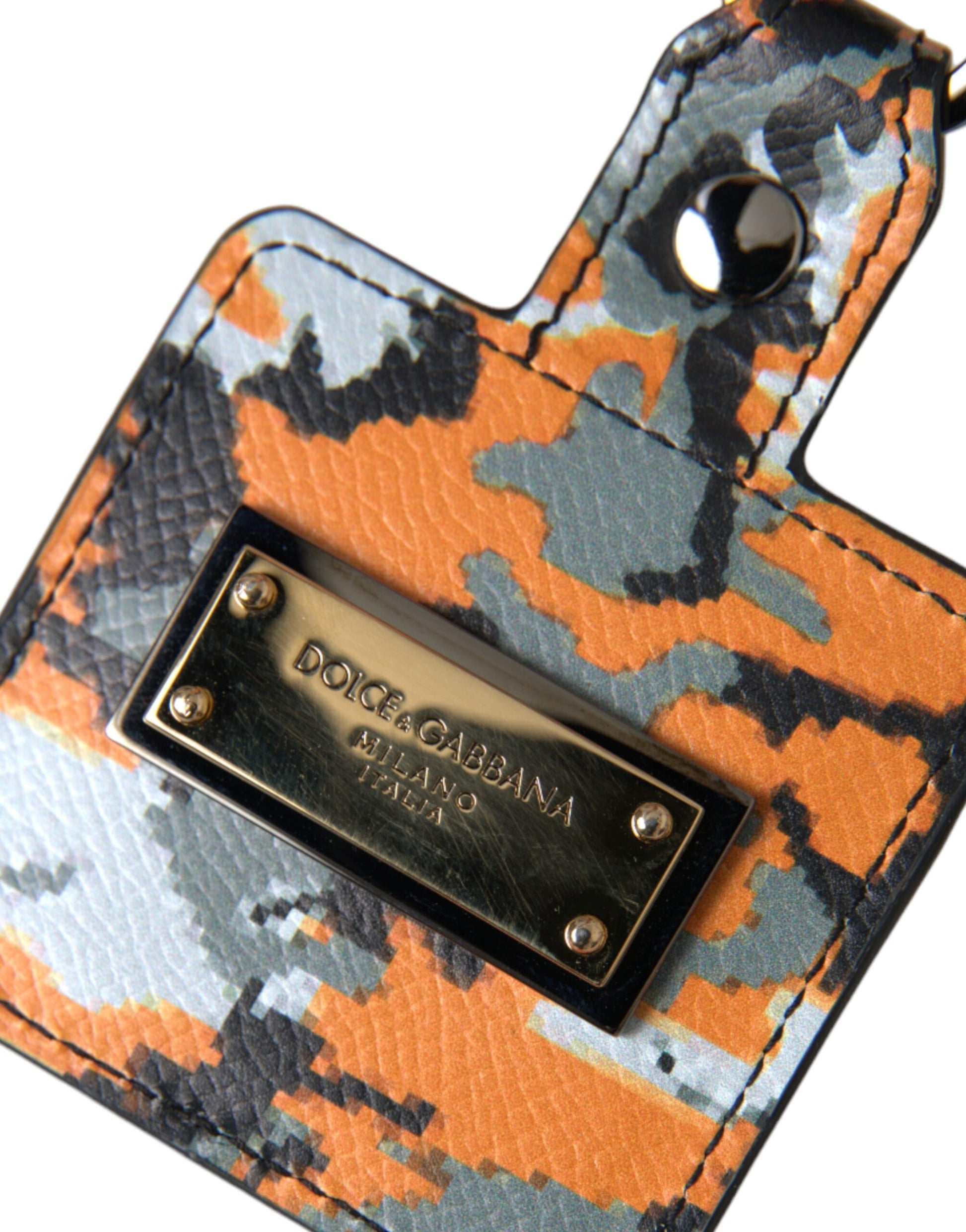 Mehrfarbige Airpods-Hülle aus Leder und Metall mit Camouflage-Print