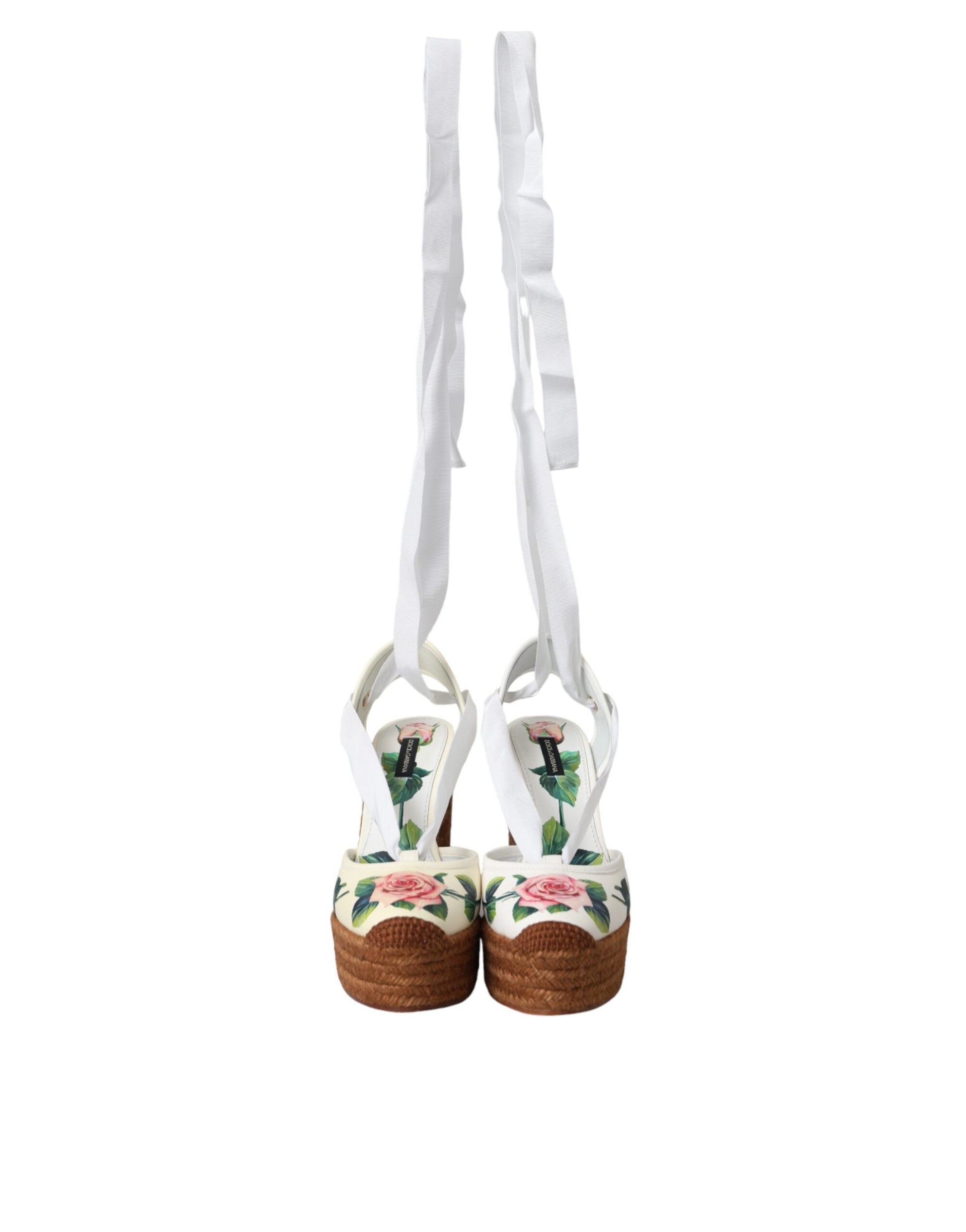 Weiße Sandalen mit Blumenmuster und Keilabsatz