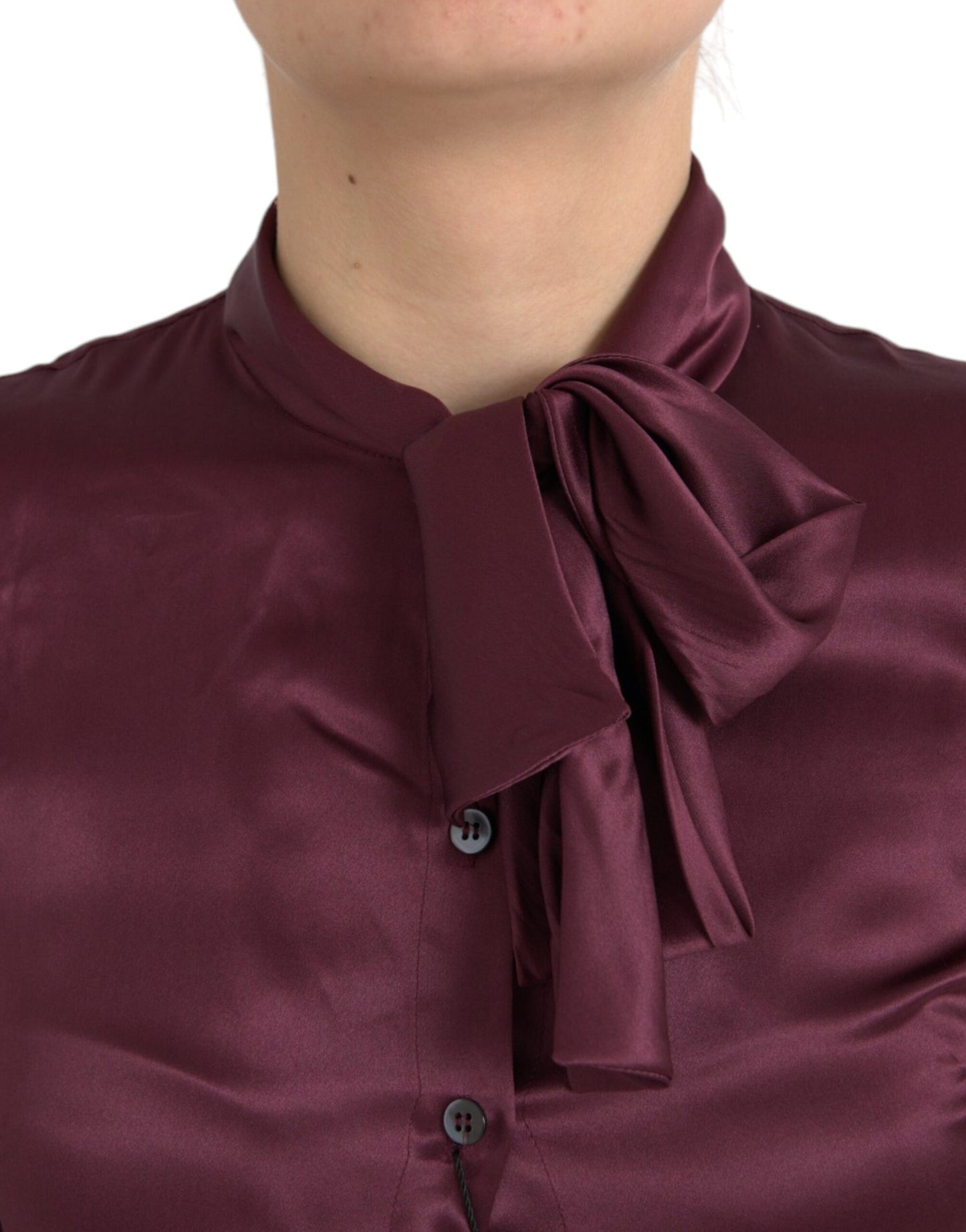 Kastanienbraune Bluse mit langem Arm und Ascot-Kragen