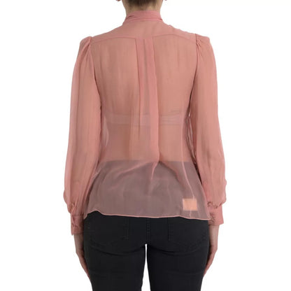 Rosa Bluse mit langen Ärmeln und Ascot-Kragen