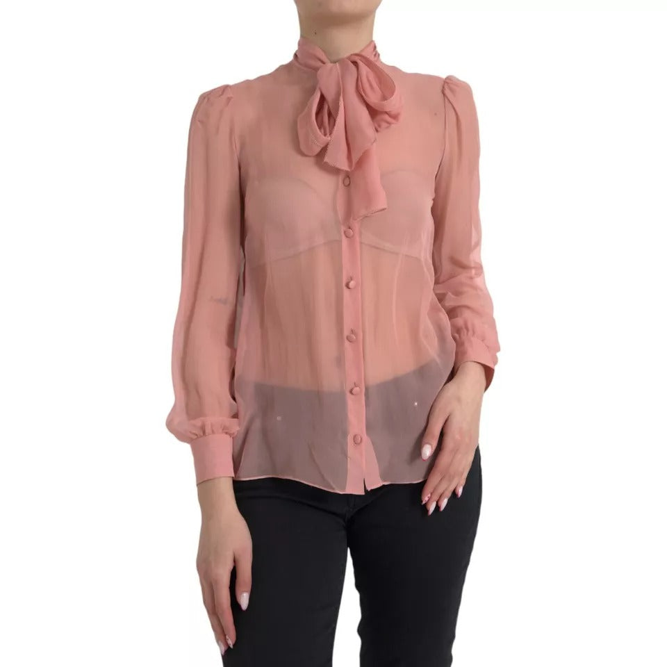 Rosa Bluse mit langen Ärmeln und Ascot-Kragen