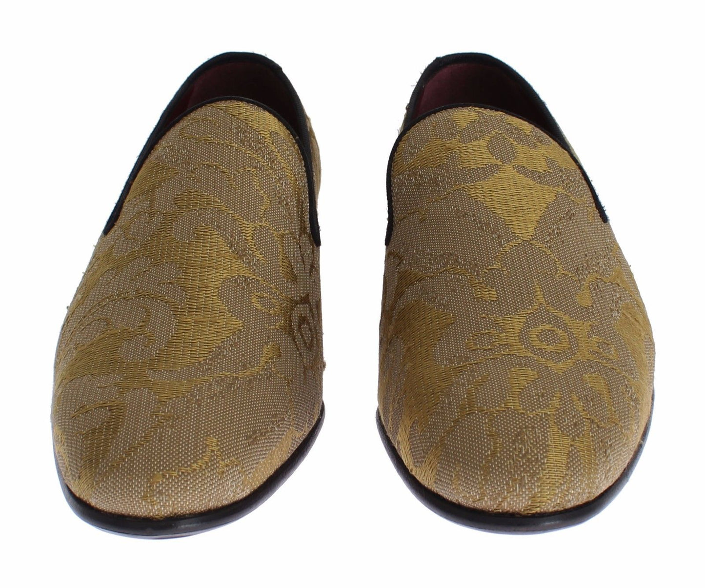 Goldene Loafer aus barocker Seide