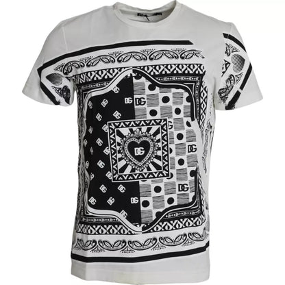 Weißes Herren-T-Shirt aus Baumwolle mit kurzen Ärmeln und Bandana-Print