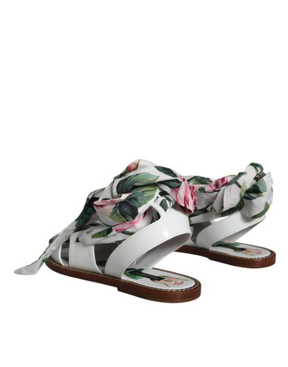 Sandalen mit Knöchelriemen und Blumenmuster in Mehrfarbig