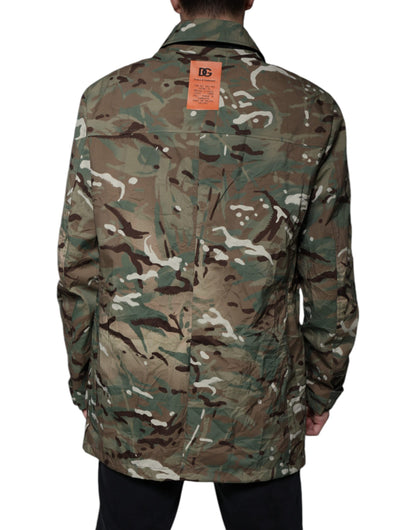 Mehrfarbige Manteljacke mit Camouflage-Kragen