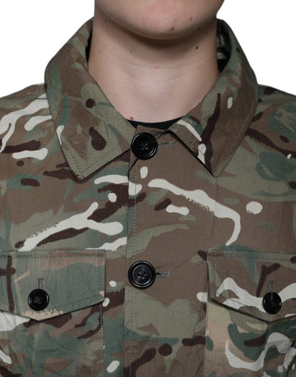 Mehrfarbige Manteljacke mit Camouflage-Kragen