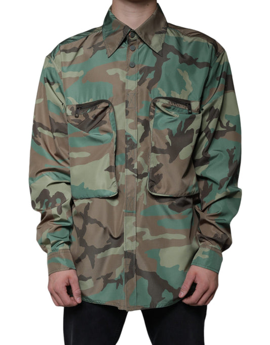 Mehrfarbiges Button-Down-Hemd mit Camouflage-Muster