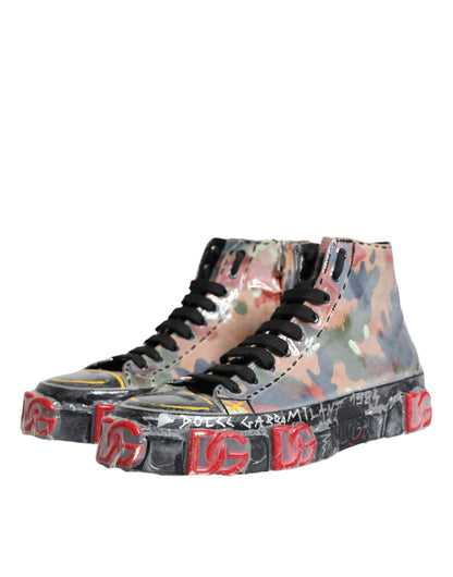 Mehrfarbige Camouflage High Top Sneakers