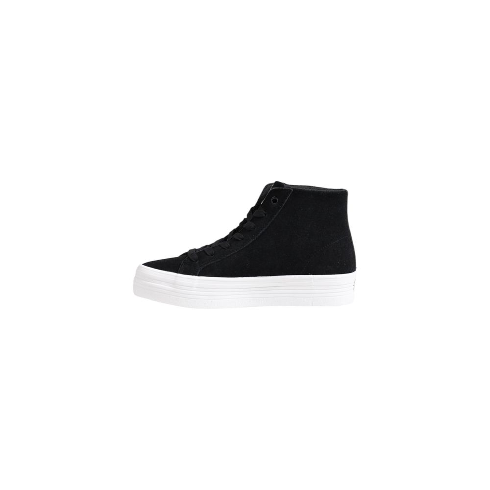 Schwarze Wildleder-Sneaker