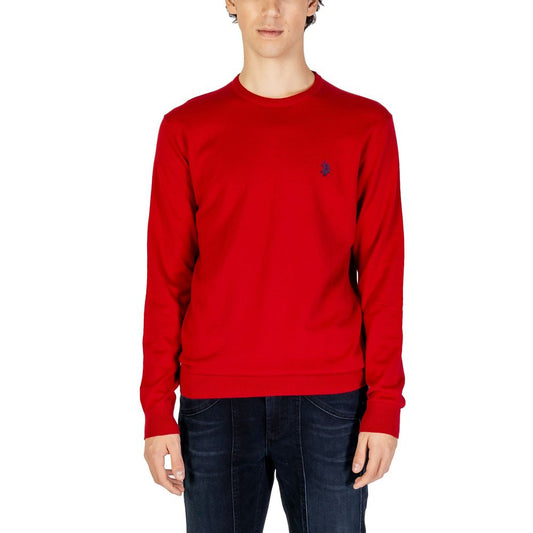 Roter Baumwollpullover