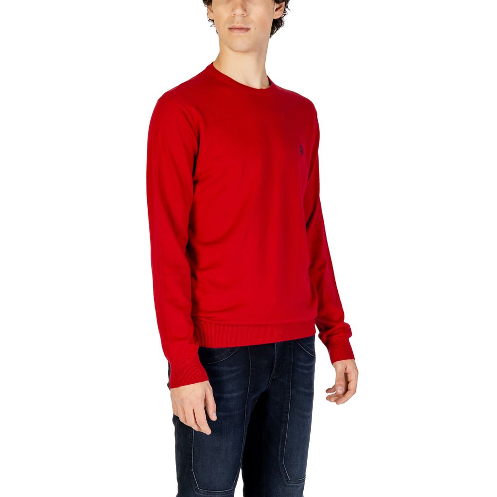 Roter Baumwollpullover