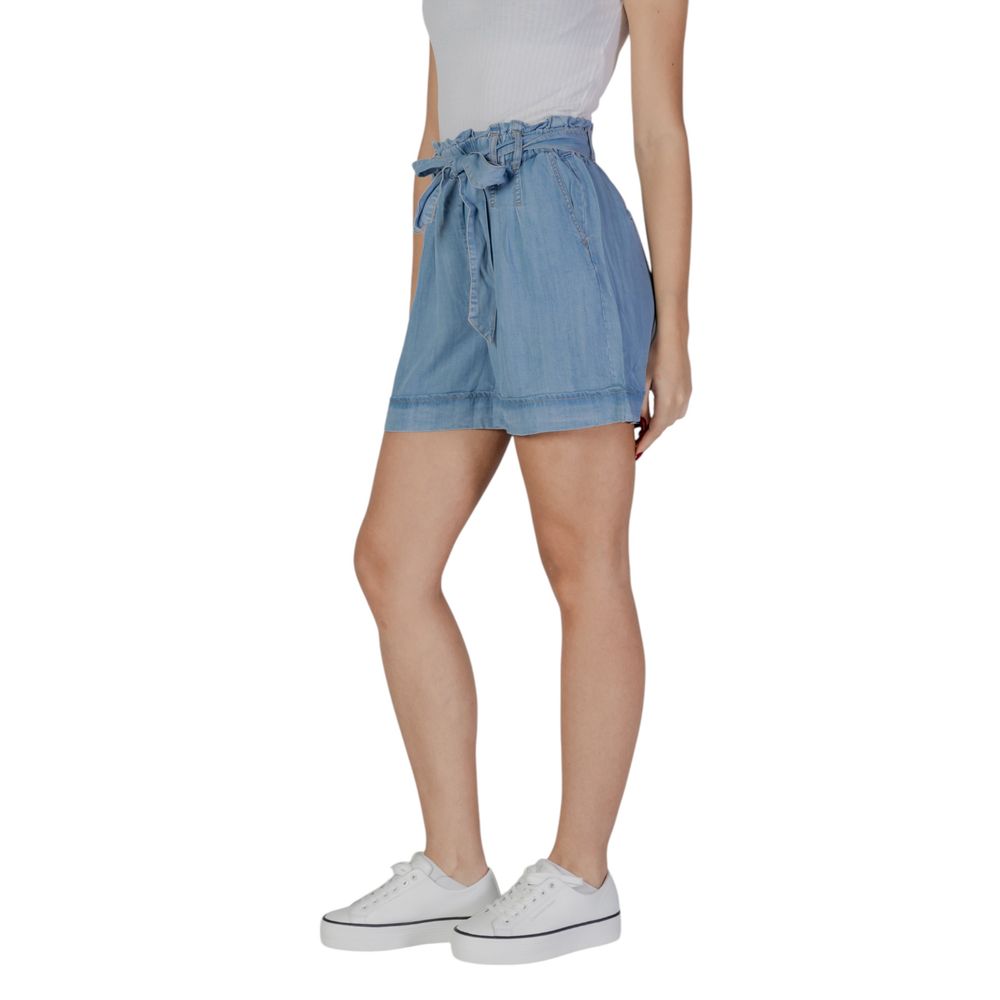 Hellblaue Shorts aus Lyocell