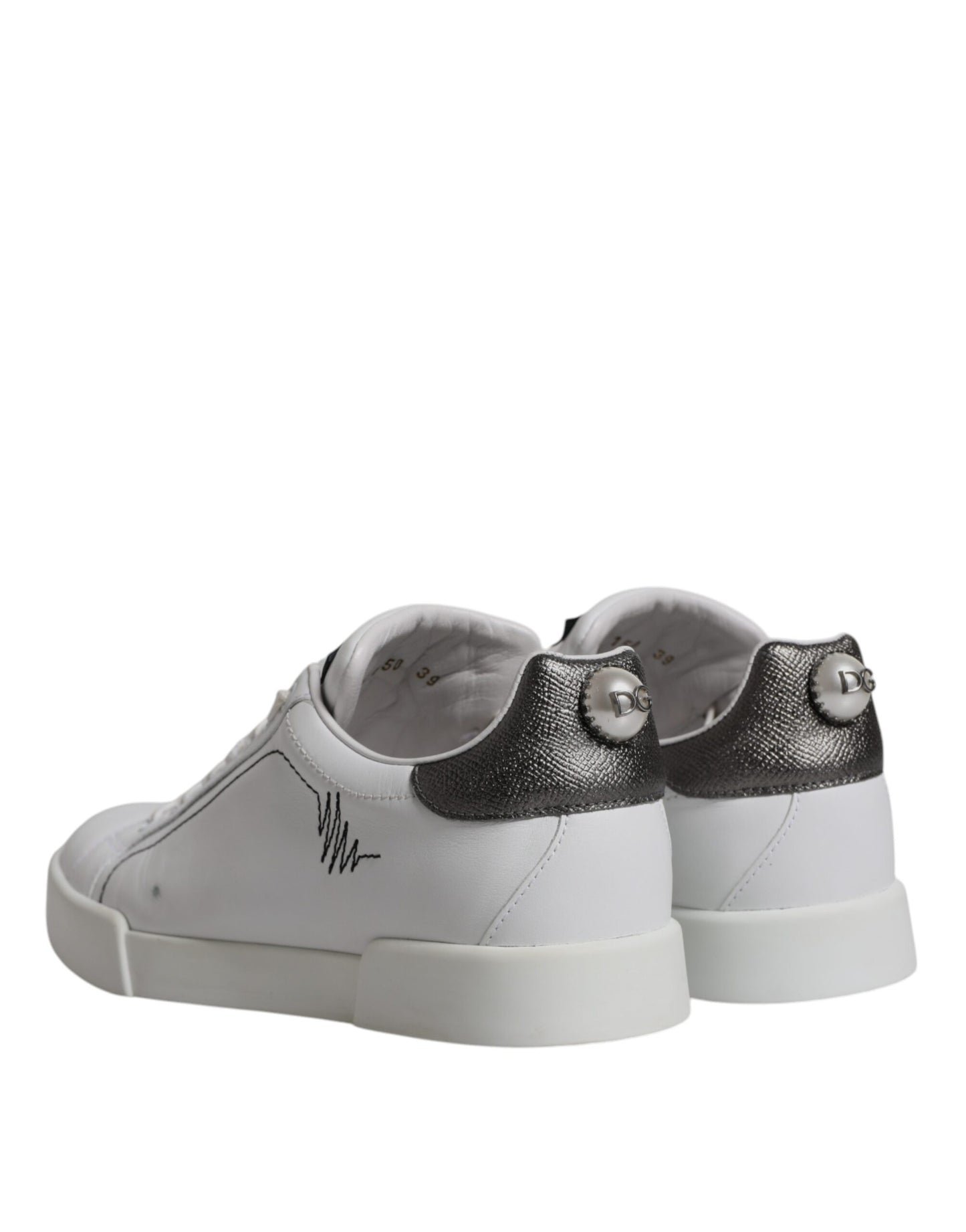 Weiße und silberne Leder Low Top Herren Sneakers