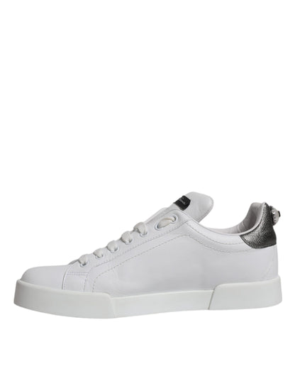 Weiße und silberne Leder Low Top Herren Sneakers