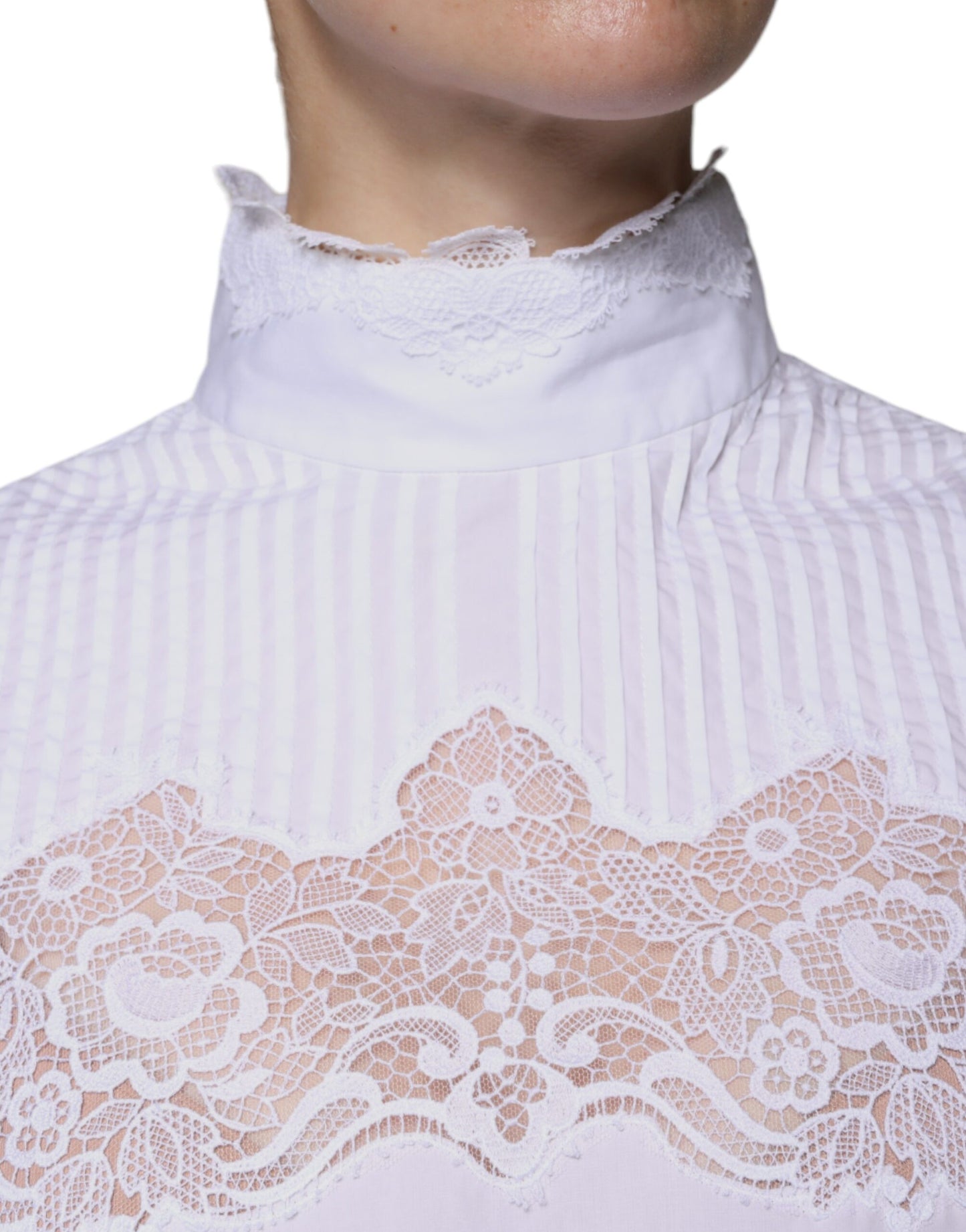 White Cotton Lace Trim Turtleneck Blouse Top